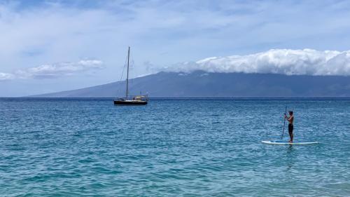 Hawaii sailboat